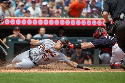 Pitching, defense rescue punchless Twins in win over Tigers